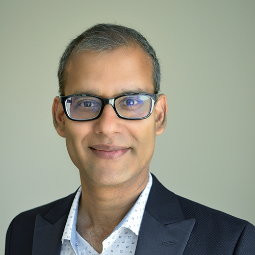 Krishnan website headshot