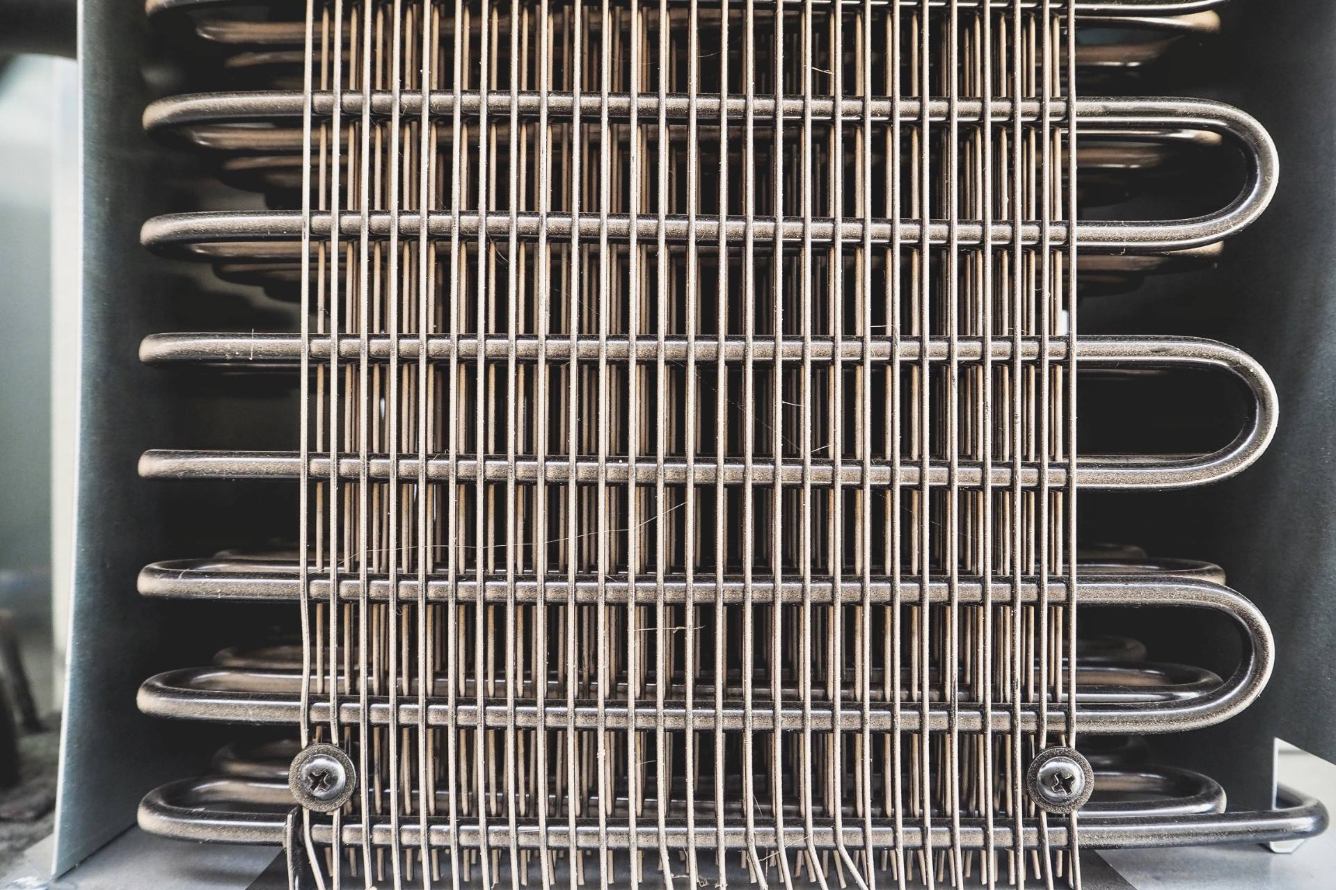 Refrigerator condenser coils